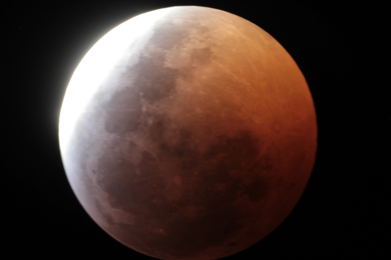 Superluna de Sangre de Lobo