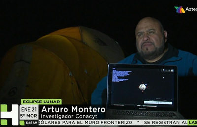 Desde la laguna de la Luna la Superluna de sangre de lobo